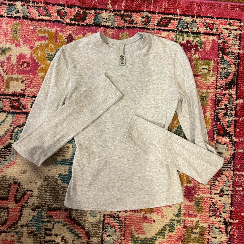 SKIMS long sleeve cotton t shirt